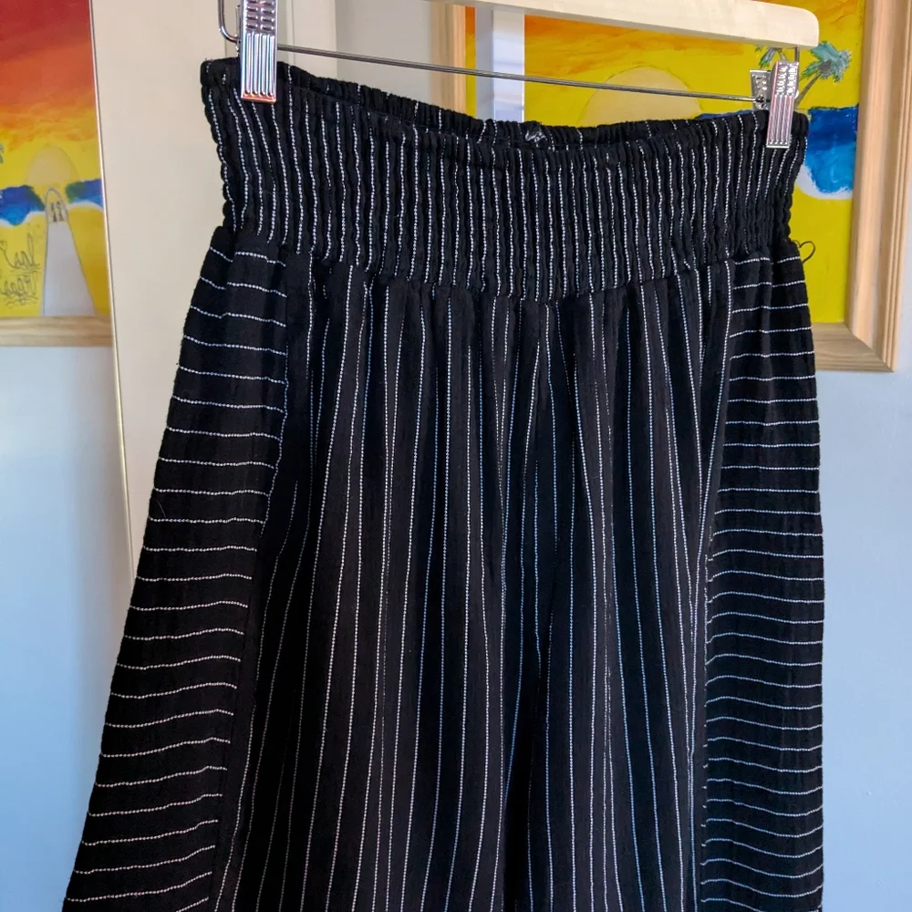 Cynthia Rowley Cropped Wide-Leg Pants - Picture 3 of 7